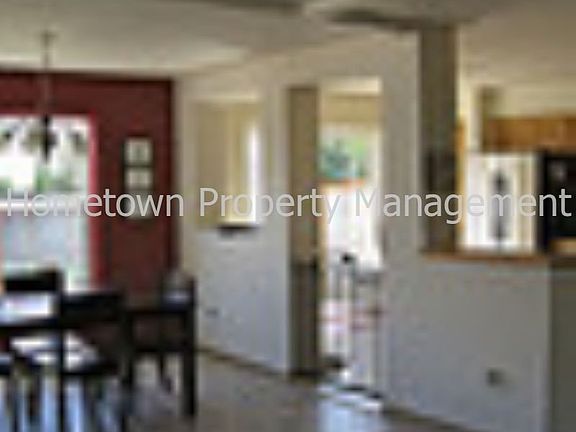 5th image of 8108 Kenton Ln SE