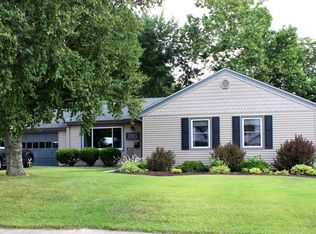 2815 Brendenwood Rd, Rockford, IL 61107