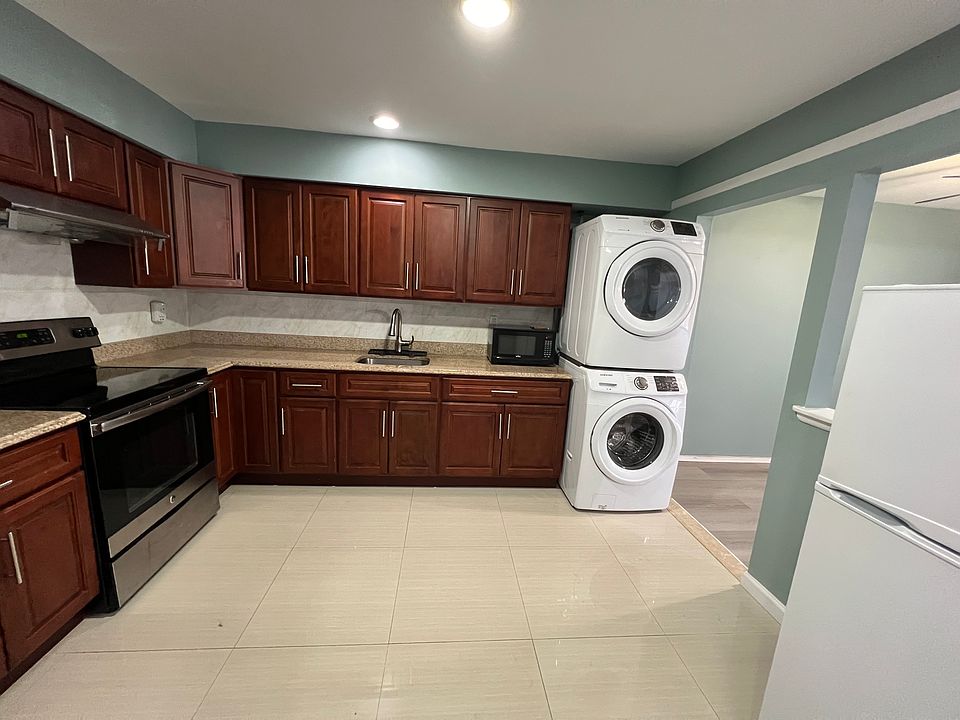 1st image of 4317 223rd St #3