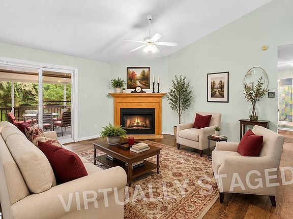 2nd image of 5 Lillians Ln