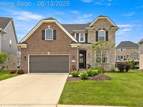 47975 Leland Dr, Northville, MI 48168