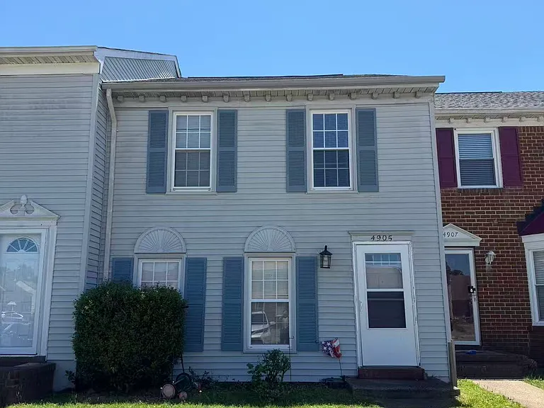 4905 Windbrooke Ct — Photo 1