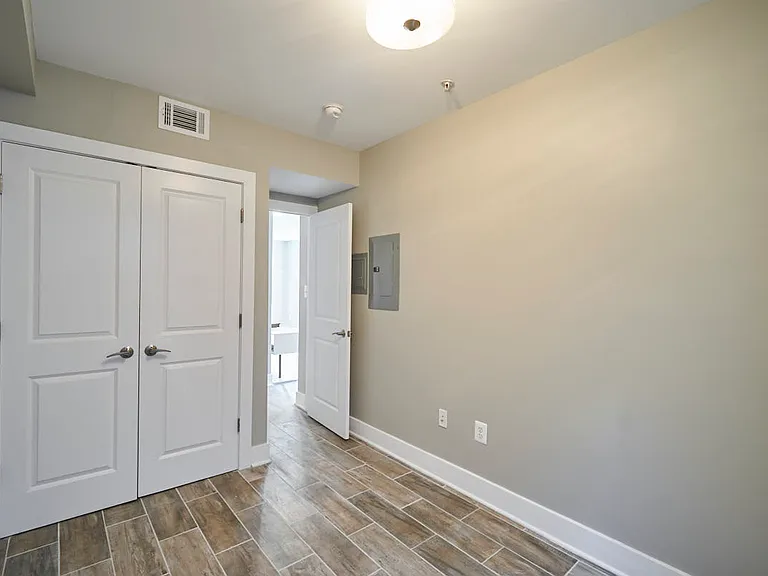 1801 Swann St NW #101 — Photo 15