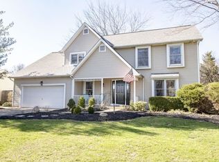 2226 Trappers Knoll Dr, Batavia, OH 45103