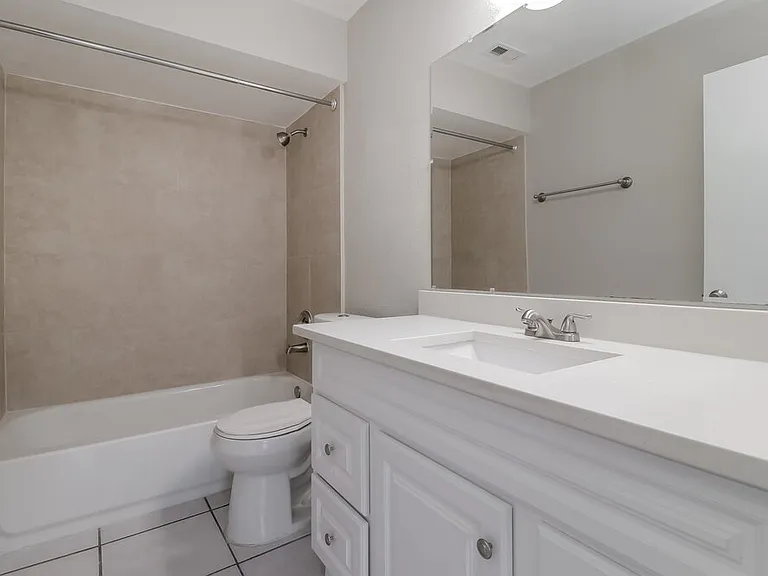 5437 Wauchula Ct — Photo 15