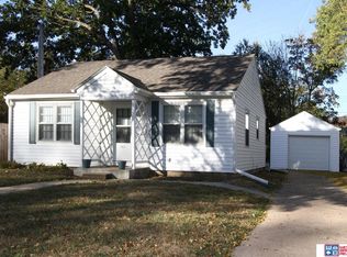 521 S 38th St, Lincoln, NE 68510