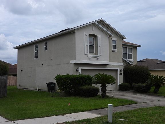 3rd image of 2207 Brian Lakes Dr E