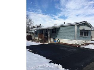 25 Red Cliff Village Ln #L, Upper Black Eddy, PA 18972