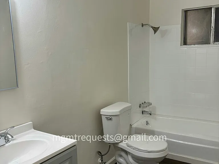 1455 Veterans Way #F — Photo 7