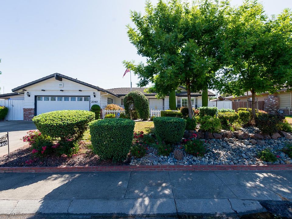 1st image of 2040 Linden Grove Way
