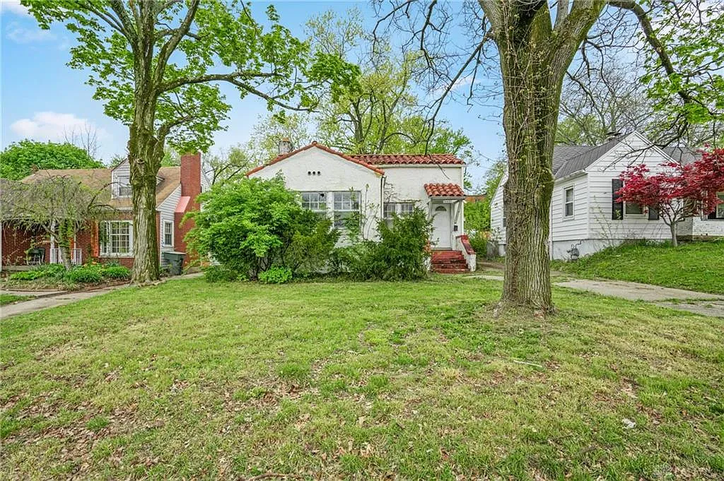 2221 Rustic Rd photo 1