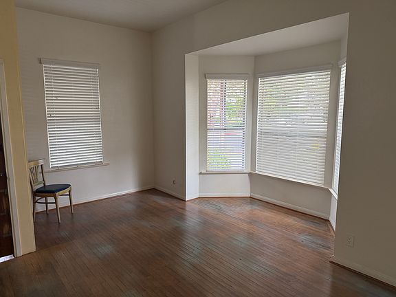 2nd image of 318 E Anapamu St #2