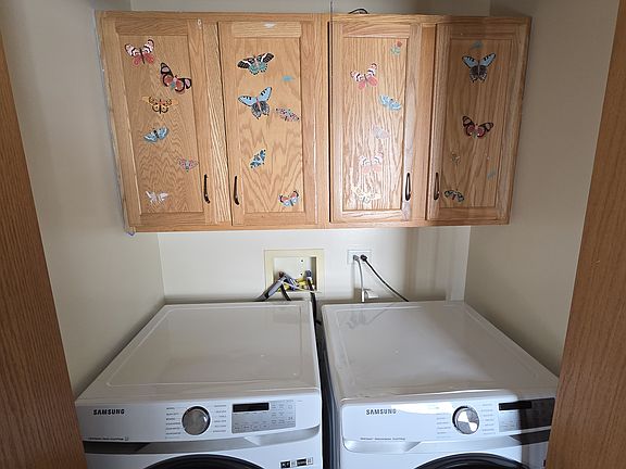 4th image of 2251 Flagstone Ln