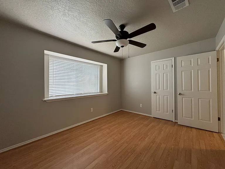 3114 Kleinmann Ave — Photo 9
