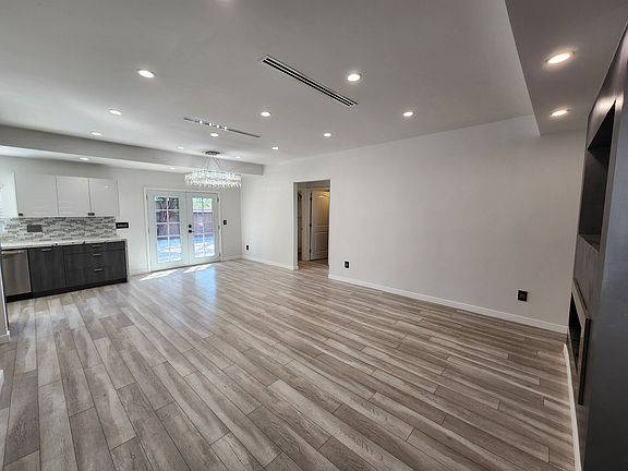 3rd image of 7773 Cherrystone Ave