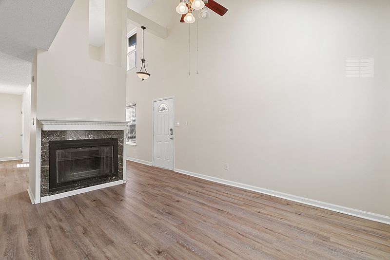 1st image of 1430 Woodscape Ln