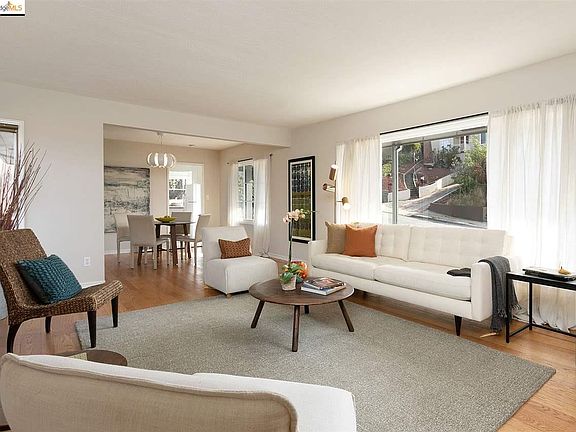 5th image of 4021 Norton Ave