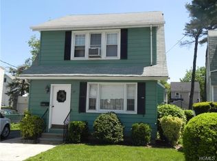 55 Acorn Ter, New Rochelle, NY 10801