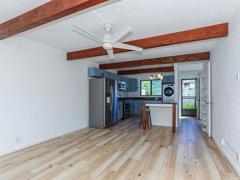 47-404 Hui Iwa St — Photo 2