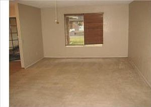 3rd image of 29203 Kimberly Ave