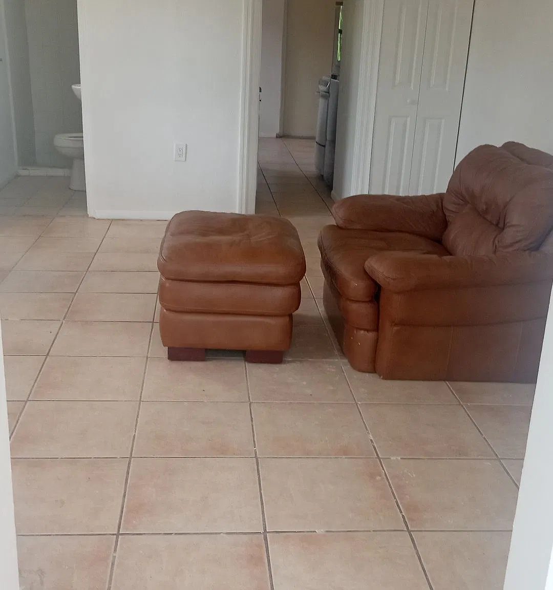 5038 & 5040 S Ridgewood Ave — Photo 3