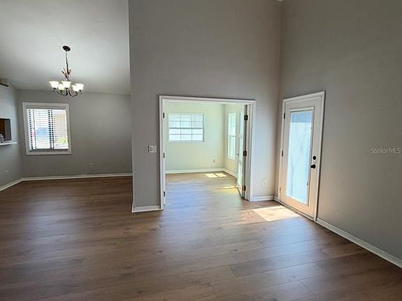 4th image of 4308 Kipling Ave