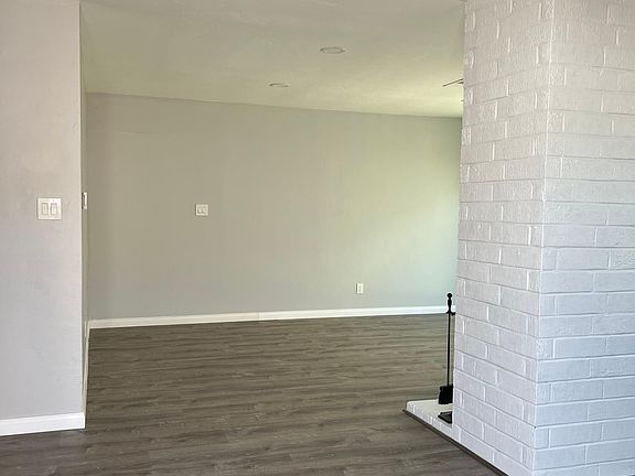 4th image of 4860 Aberdeen St