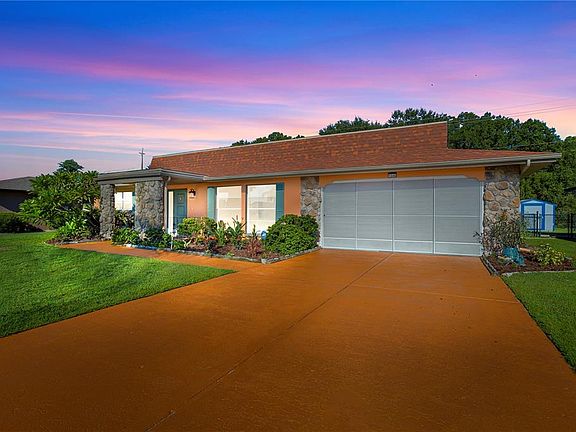 2nd image of 1540 W Del Webb Blvd