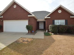 209 Stonebrook Cir, Byron, GA 31008