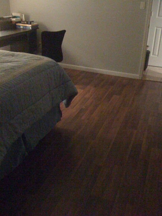 bedroom right wall / doorway