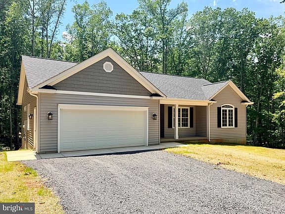 2nd image of 12215 Autumn Ridge Ln