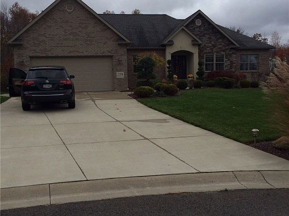 2nd image of 2598 Forest Springs Dr SE
