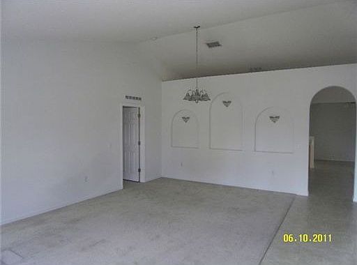 3rd image of 1555 SW Leisure Ln