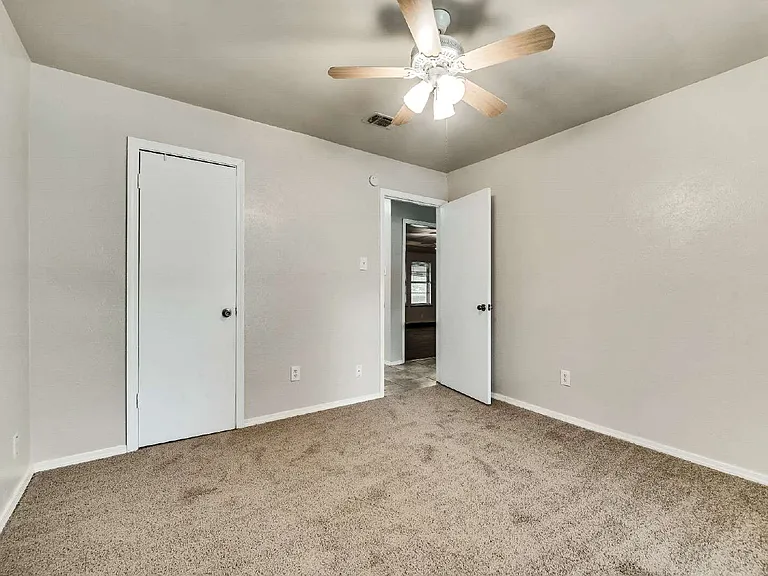 8113 Starnes Rd — Photo 6