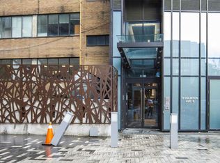 8 Eglinton Ave E #4201, Toronto, ON M4P 1A6