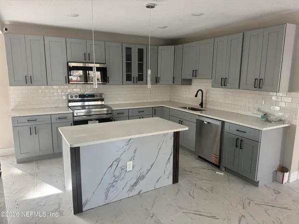 1718 CORNELL Road, Jacksonville, FL 32207