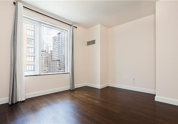 5th image of 70 Little West St APT 11C