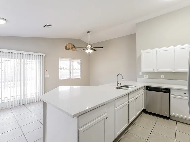 7113 Junction Village Ave — Photo 8
