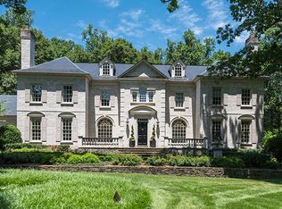 696 Bucks Ln, Great Falls, VA 22066