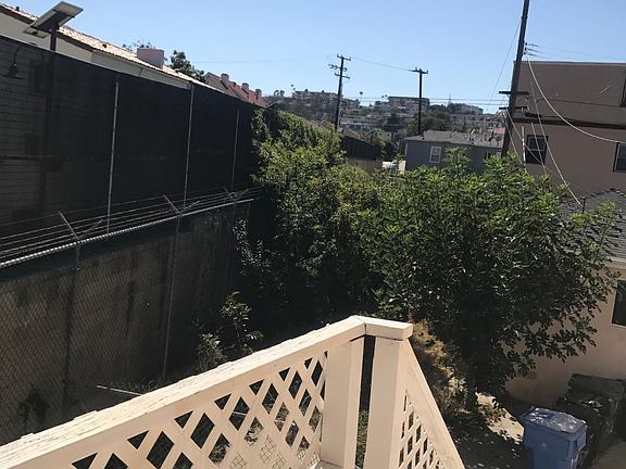4th image of 2253 Barbour Ct