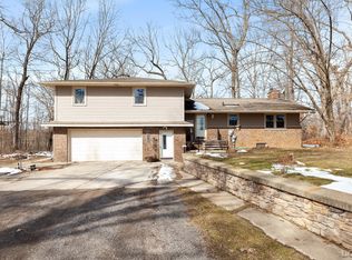 1300 Swarthout Rd, Pinckney, MI 48169
