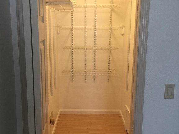 5th image of 1337 Monterey St APT A