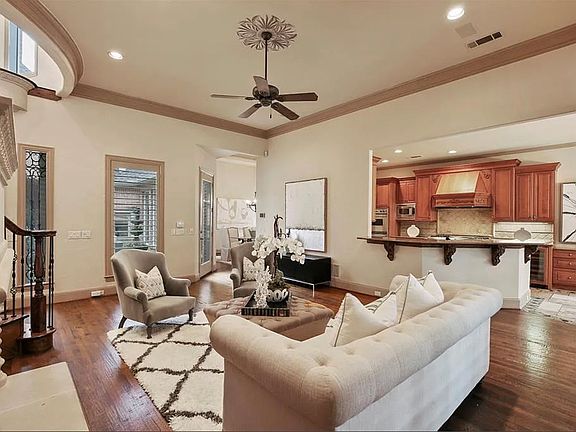 4th image of 11828 Brookhill Ln