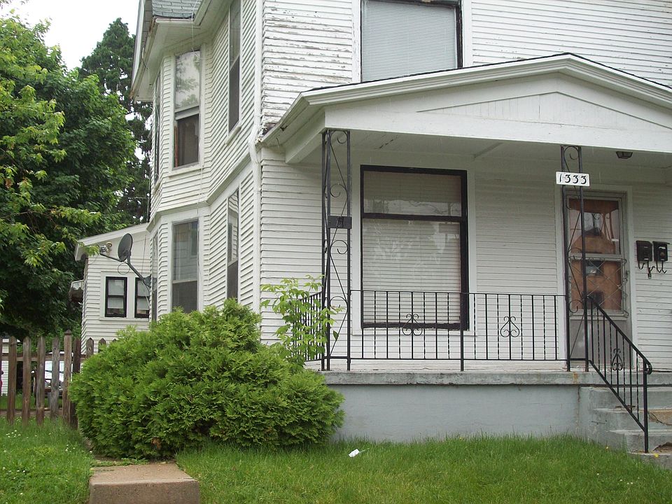 2nd image of 1333 Quarry Ave NW