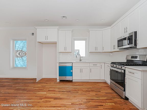 2nd image of 292 Eltingville Blvd #1 & 2