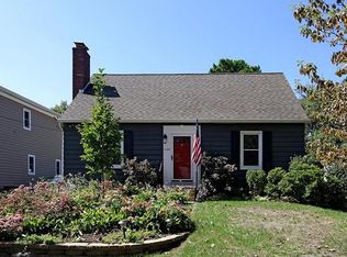 1135 Ruth Dr, Saint Louis, MO 63122