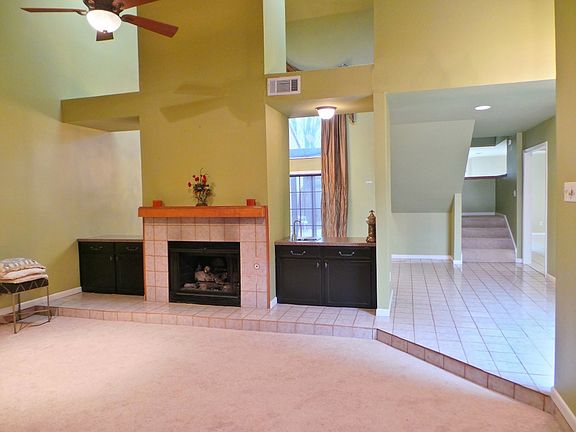 5th image of 415 Chimney Hill Dr