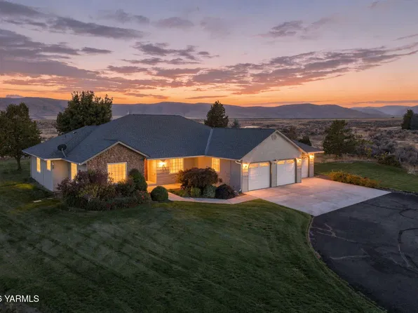 380 Pheasant Crest Dr, Yakima, WA 98908