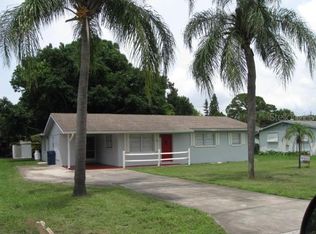 3215 52nd Avenue Dr W, Bradenton, FL 34207
