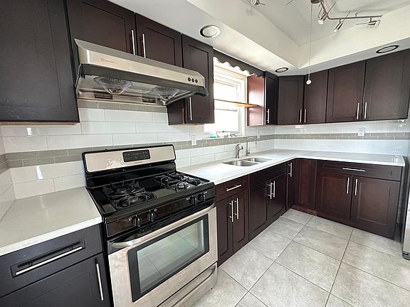 5th image of 185 Braisted Ave